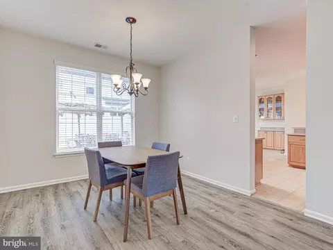 Dining - 43265 Walter Ter, Ashburn, VA 20147 photo 1 of 6