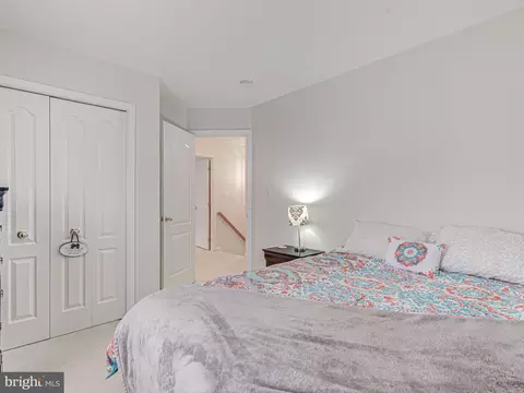 Bedroom - 43265 Walter Ter, Ashburn, VA 20147 photo 3 of 9