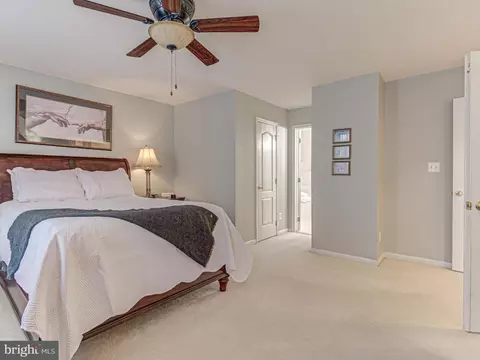 Bedroom - 43265 Walter Ter, Ashburn, VA 20147 photo 7 of 9