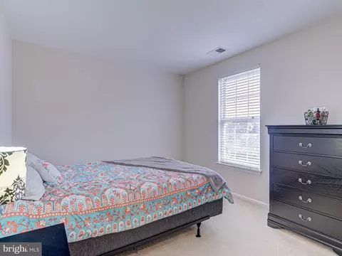 Bedroom - 43265 Walter Ter, Ashburn, VA 20147 photo 2 of 9