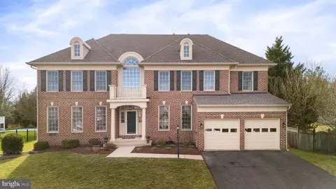 21954 Hyde Park Dr, Ashburn, VA 20147