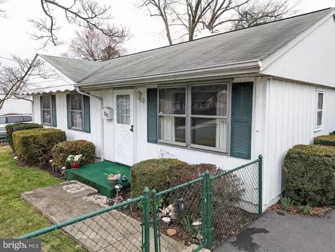312 Valley View Ave SW, Leesburg, VA 20175
