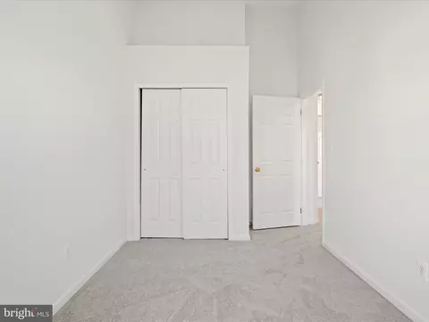 Bedroom - 42760 Nations St, Chantilly, VA 20152 photo 3 of 6