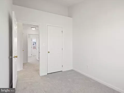 Bedroom - 42760 Nations St, Chantilly, VA 20152 photo 4 of 6
