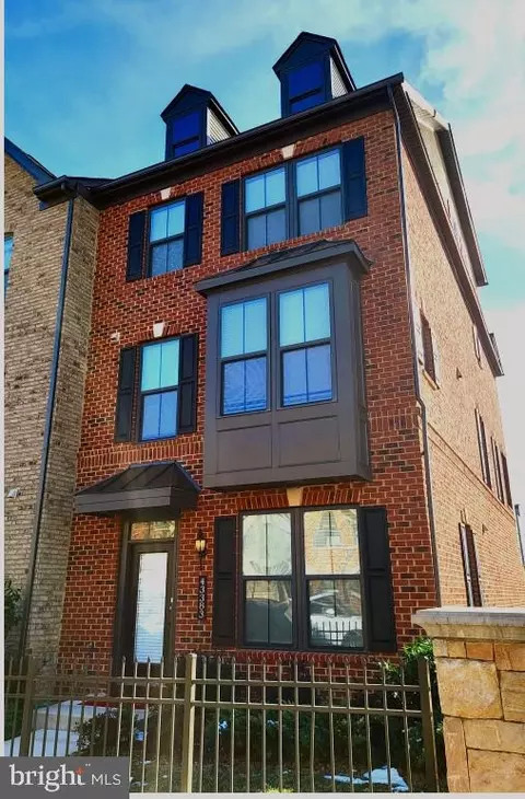 43383 Charitable St, Ashburn, VA 20148