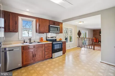 Kitchen - 23 Butternut Way, Sterling, VA 20164 photo 1 of 3