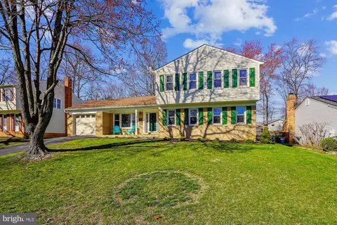 23 Butternut Way, Sterling, VA 20164