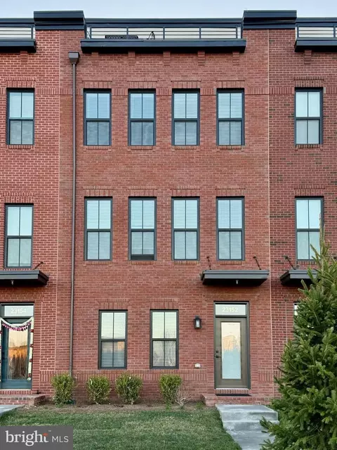 23152 Horseshoe Trail Sq, Brambleton, VA 20148