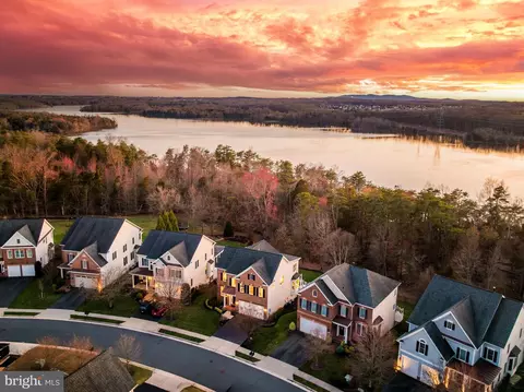 42389 Moreland Point Ct, Ashburn, VA 20148