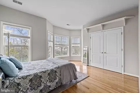 Bedroom - 21878 Windover Dr, Broadlands, VA 20148 photo 6 of 9