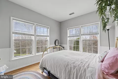 Bedroom - 21878 Windover Dr, Broadlands, VA 20148 photo 3 of 9