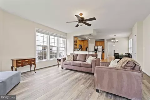 Living - 21878 Windover Dr, Broadlands, VA 20148 photo 2 of 3