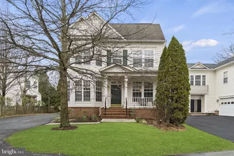Exterior - 21878 Windover Dr, Broadlands, VA 20148 photo 2 of 7
