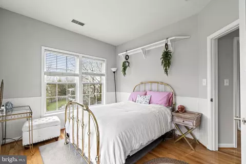 Bedroom - 21878 Windover Dr, Broadlands, VA 20148 photo 5 of 9
