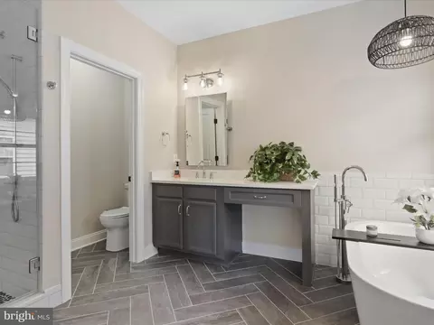 22737 Highcrest Cir, Brambleton, VA 20148 photo 30