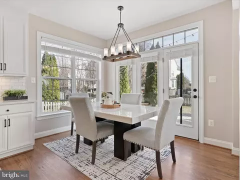 22737 Highcrest Cir, Brambleton, VA 20148 photo 17