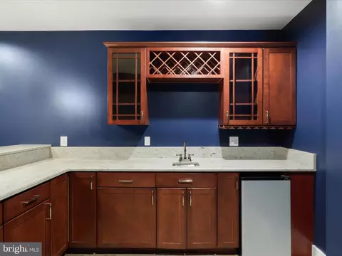 22737 Highcrest Cir, Brambleton, VA 20148 photo 54