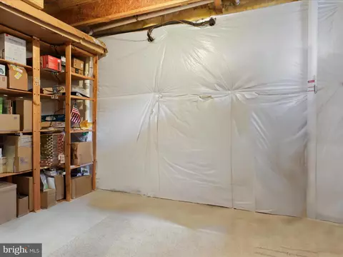 22737 Highcrest Cir, Brambleton, VA 20148 photo 47