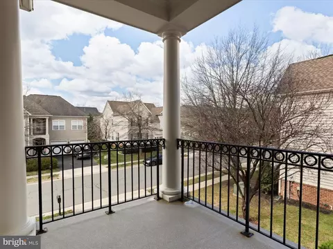 22737 Highcrest Cir, Brambleton, VA 20148 photo 44