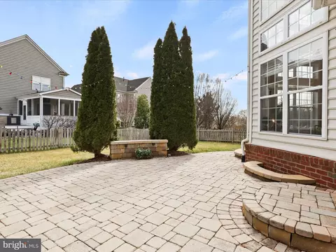 22737 Highcrest Cir, Brambleton, VA 20148 photo 18