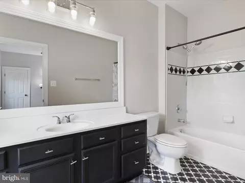 22737 Highcrest Cir, Brambleton, VA 20148 photo 42