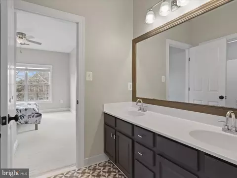 22737 Highcrest Cir, Brambleton, VA 20148 photo 35