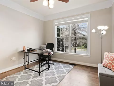 22737 Highcrest Cir, Brambleton, VA 20148 photo 8