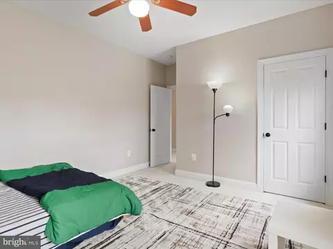 22737 Highcrest Cir, Brambleton, VA 20148 photo 41