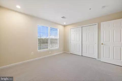 Bedroom - 42903 Center St, Chantilly, VA 20152 photo 5 of 6