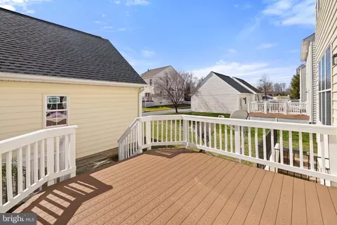 Exterior - 42903 Center St, Chantilly, VA 20152 photo 21 of 36