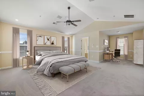 Bedroom - 42903 Center St, Chantilly, VA 20152 photo 1 of 6