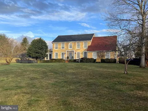 20719 St Louis Rd, Purcellville, VA 20132