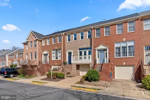 20316 Burnley Sq, Sterling, VA 20165