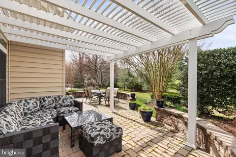 Exterior - 20495 Crescent Pointe Pl, Ashburn, VA 20147 photo 9 of 16
