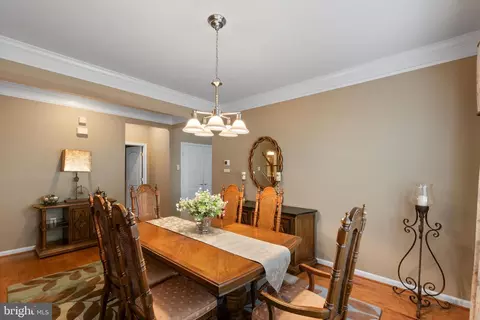 Dining - 20495 Crescent Pointe Pl, Ashburn, VA 20147 photo 2 of 6