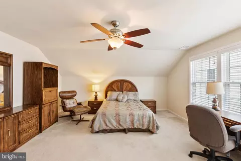 Bedroom - 20495 Crescent Pointe Pl, Ashburn, VA 20147 photo 5 of 7