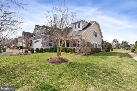 Exterior - 20495 Crescent Pointe Pl, Ashburn, VA 20147 photo 2 of 16