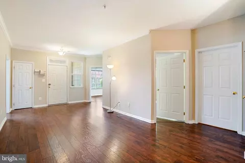 Living - 43935 Hickory Corner Ter #101, Ashburn, VA 20147 photo 3 of 3