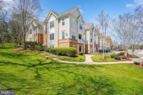 View/Area - 43935 Hickory Corner Ter #101, Ashburn, VA 20147 photo 1 of 6