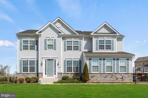 42548 Rough Rock Ct, Chantilly, VA 20152