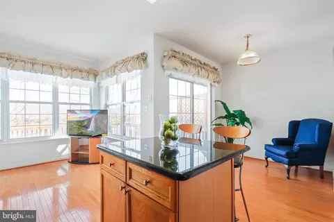 Kitchen - 21060 Mossy Glen Ter, Ashburn, VA 20147 photo 4 of 4