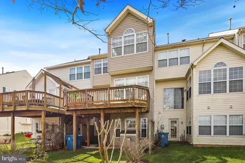 Exterior - 21060 Mossy Glen Ter, Ashburn, VA 20147 photo 5 of 6