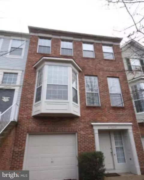 47649 Sandbank Sq, Sterling, VA 20165