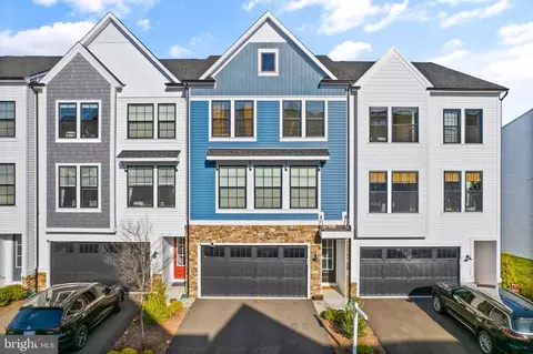 25424 Nichols Orchard Ter, Chantilly, VA 20152