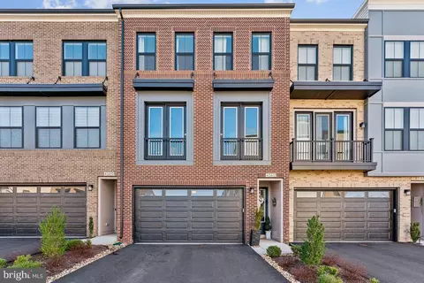 43612 Farringdon, Ashburn, VA 20148