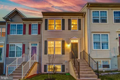 467 Andromeda Ter NE, Leesburg, VA 20176