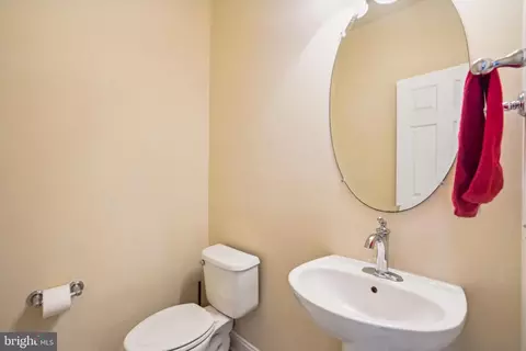 42722 Keiller Ter, Ashburn, VA 20147 photo 16