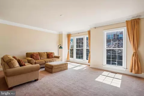 42722 Keiller Ter, Ashburn, VA 20147 photo 6