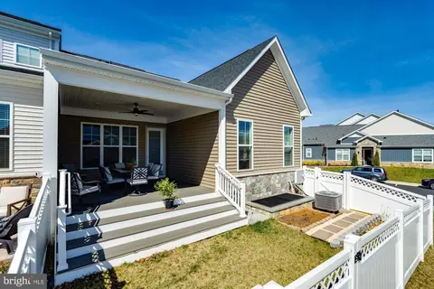 Exterior - 23672 Jayadev Ter, Ashburn, VA 20148 photo 10 of 16