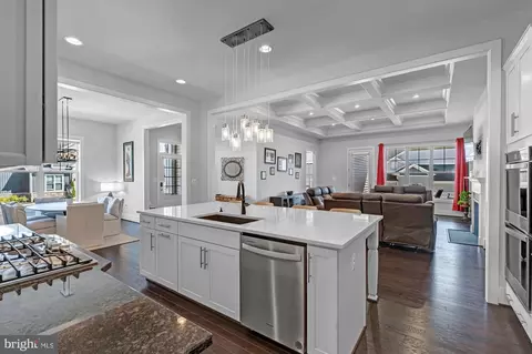Kitchen - 23672 Jayadev Ter, Ashburn, VA 20148 photo 12 of 12